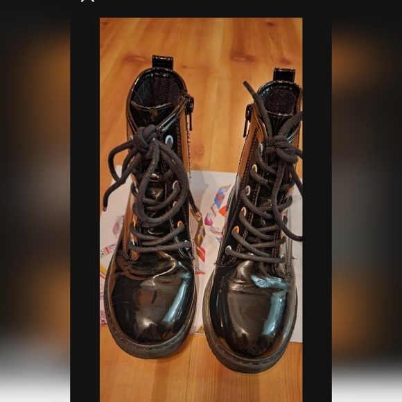 Girls confetti shaker heart lace up booties sz 1 - Picture 6 of 7